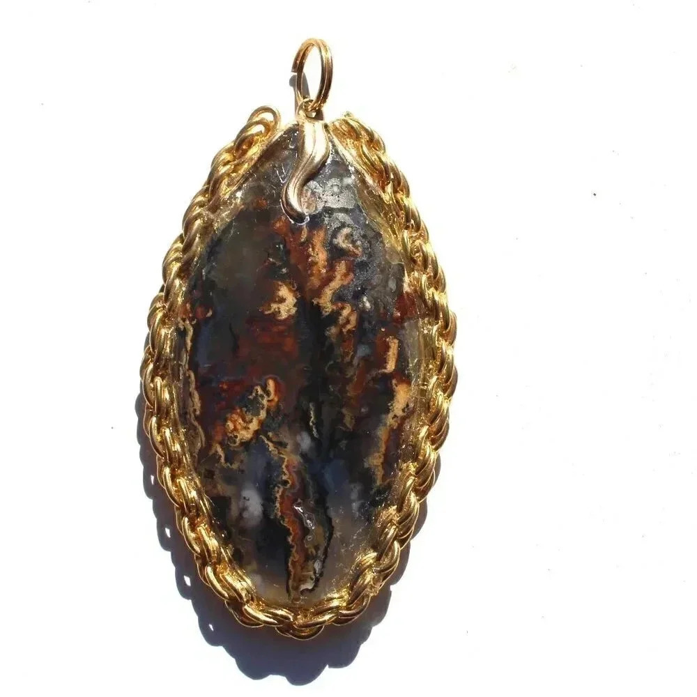 Vintage Gemstone (Agate Stone Geode Crystal) Necklace Pendant Jewelry